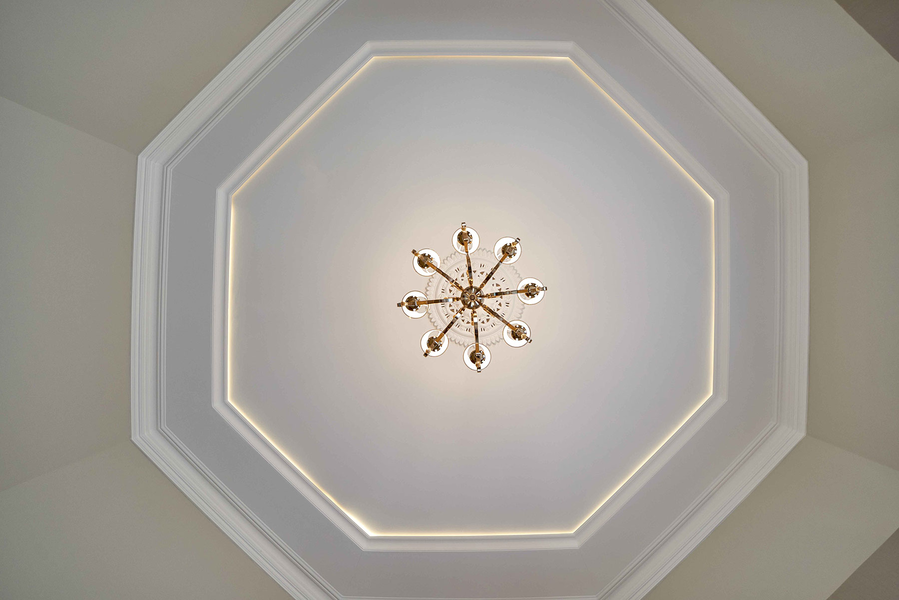 Lansbury octagonal room